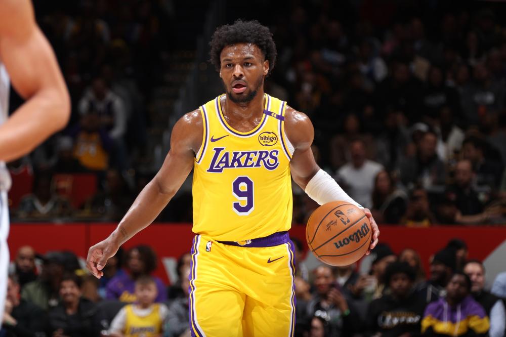 权衡离开青 权衡离开青