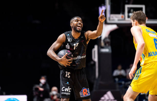 发展成为一 发展成为一