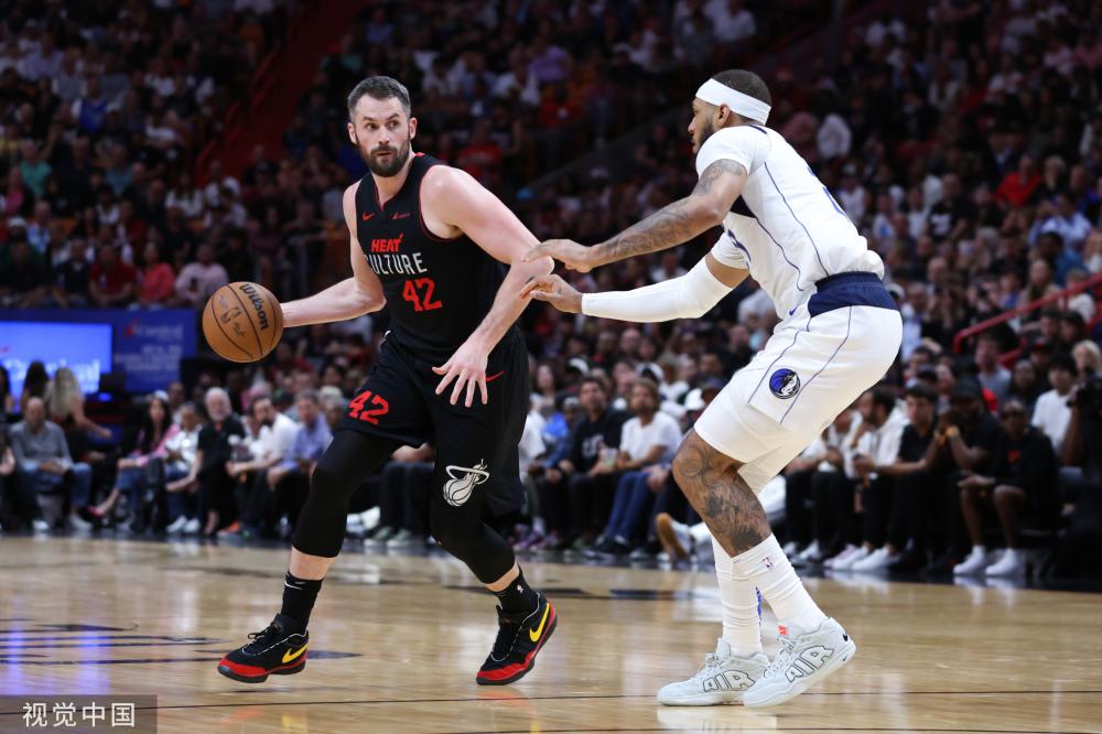 尤其是在参 尤其是在参