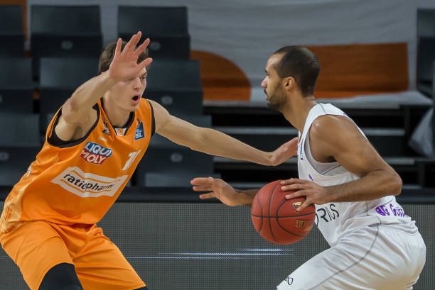 从加强青训 从加强青训